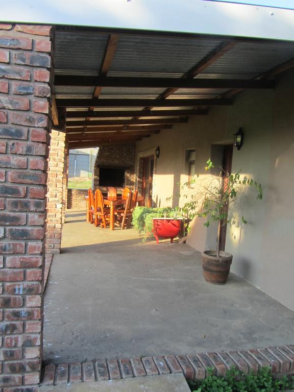 Melkboom Guest Farm Villa Heidelberg  Exteriör bild